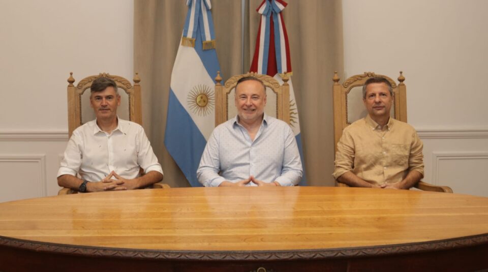 Accastello recibió a Passerini y Bernarte para trabajar sobre seguridad -  Municipios de Argentina